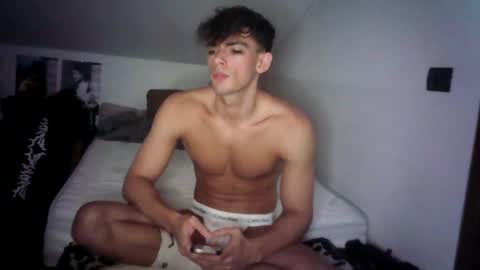 giovyyx online show from 02/16/25, 11:16