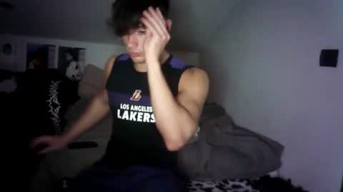 giovyyx online show from 02/18/25, 01:21