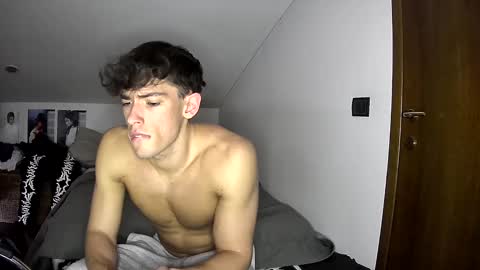 giovyyx online show from 03/03/25, 10:10