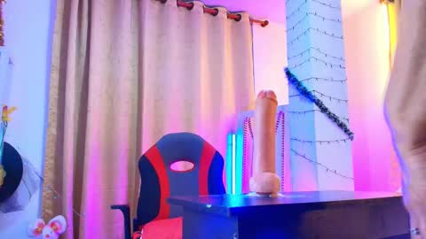 Girl Amada online show from 12/04/25, 10:40