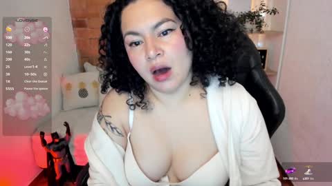Snapshot of girl_inline chatting on 02/18/25, 10:25 girl_inline online show from 02/18/25, 10:25