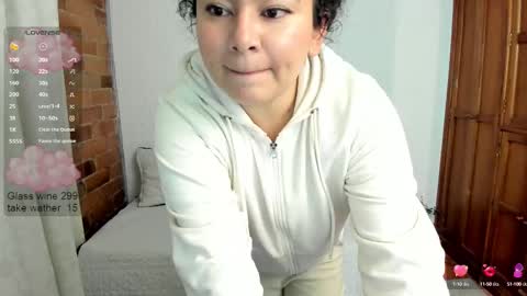 Snapshot of girl_inline chatting on 02/23/25, 02:40 girl_inline online show from 02/23/25, 02:40