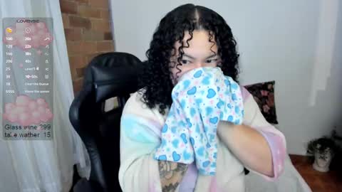 Snapshot of girl_inline chatting on 02/24/25, 11:52 girl_inline online show from 02/24/25, 11:52