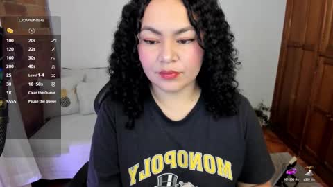 Snapshot of girl_inline chatting on 02/26/25, 11:04 girl_inline online show from 02/26/25, 11:04