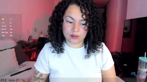 Snapshot of girl_inline chatting on 09/20/25, 02:01 girl_inline online show from 09/20/25, 02:01
