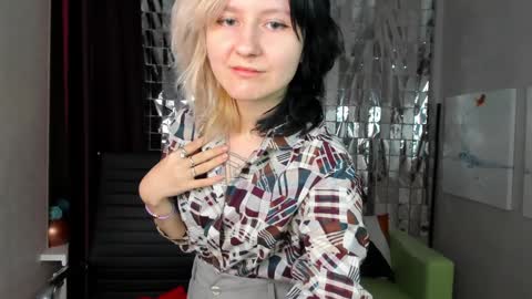 girl_next_doorr online show from 01/25/25, 06:24