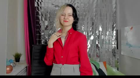 girl_next_doorr online show from 01/29/25, 03:47