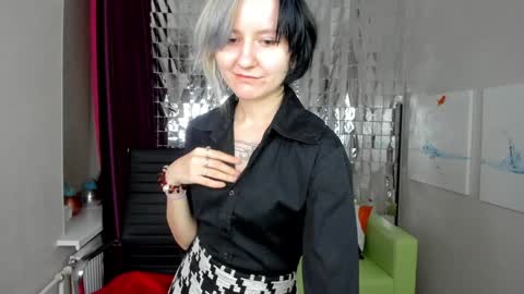 girl_next_doorr online show from 02/05/25, 03:31
