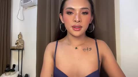 queen ronna online show from 06/01/26, 07:54