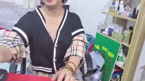 girlhanoi online show from 10/02/25, 07:21