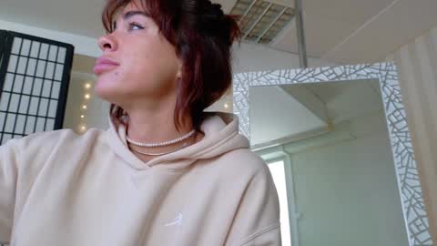 Hanna online show from 03/07/25, 01:18