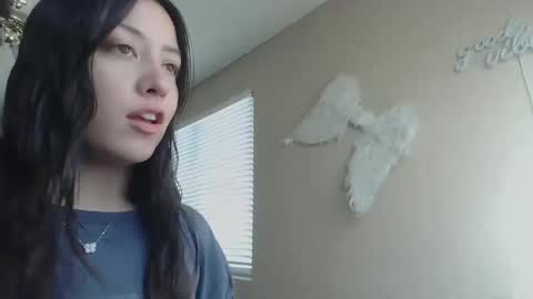 Snapshot of girlnextdoor702 chatting on 06/01/26, 02:52 Jasmine online show from 06/01/26, 02:52