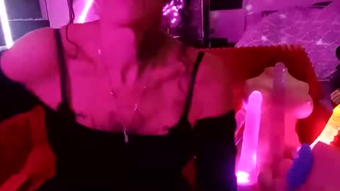 Snapshot of girls227445638252 chatting on 11/24/25, 05:40 girls227445638252 online show from 11/24/25, 05:40