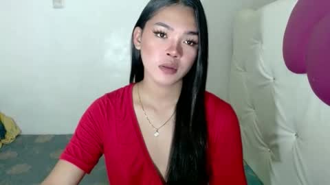 Precious online show from 10/26/25, 05:24