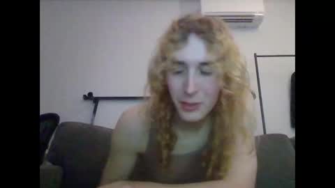 girlw0rm online show from 03/05/25, 01:21