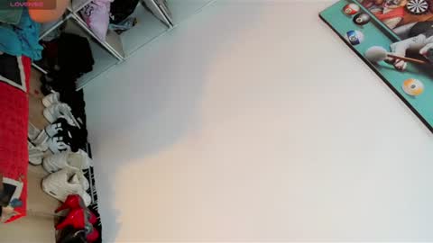 Snapshot of gisele_fox chatting on 07/08/26, 07:57 Gisel online show from 07/08/26, 07:57