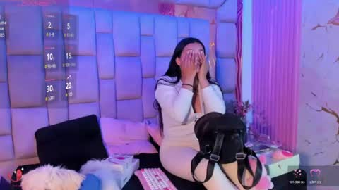 Snapshot of gisell_squirt chatting on 07/08/26, 12:42 gisell_squirt online show from 07/08/26, 12:42