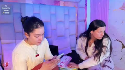 Snapshot of gisell_squirt chatting on 07/09/26, 12:31 gisell_squirt online show from 07/09/26, 12:31