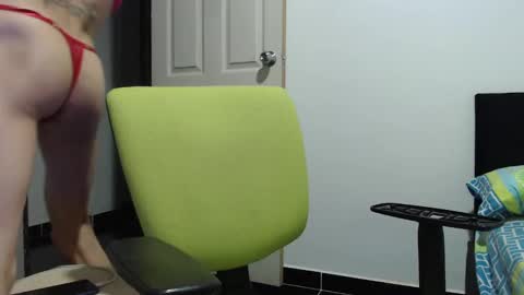 Gisella online show from 09/27/25, 03:22