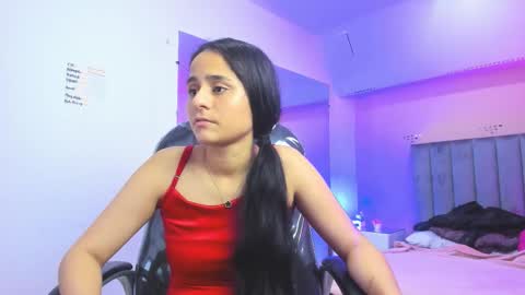 GISELLE ROLDAN online show from 02/22/26, 04:49