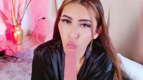 giselleclair online show from 12/20/25, 08:38