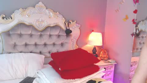 GiselleNoah online show from 02/11/25, 06:01