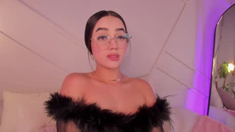 GisellePalmer  online show from 04/03/26, 06:17