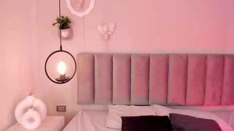   online show from 02/02/25, 07:14