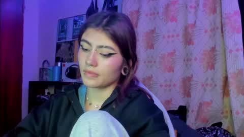 Giulietta online show from 01/29/25, 02:19