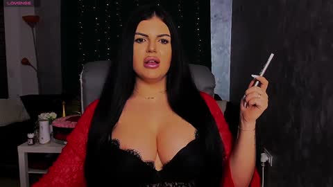 Giulia online show from 01/17/25, 01:04