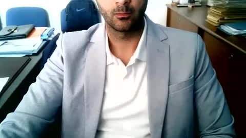 giuseppevai1 online show from 05/22/26, 03:06