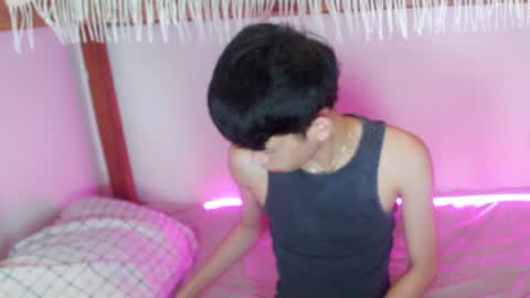Snapshot of givemethrillx chatting on 04/23/26, 02:46 givemethrillx online show from 04/23/26, 02:46