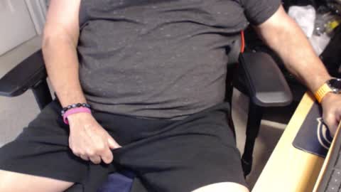 Snapshot of gizmo706 chatting on 11/05/25, 03:45 gizmo706 online show from 11/05/25, 03:45