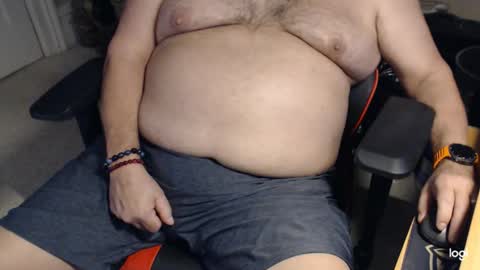 Snapshot of gizmo706 chatting on 12/18/25, 07:42 gizmo706 online show from 12/18/25, 07:42