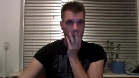 Snapshot of gizmomaster chatting on 09/12/25, 07:47 dutch rave guy c2c dutch online show from 09/12/25, 07:47