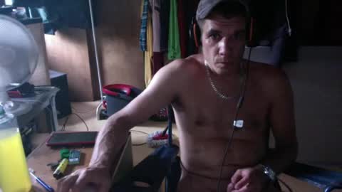 Snapshot of gizmomaster chatting on 06/27/26, 06:35 dutch rave guy c2c dutch online show from 06/27/26, 06:35