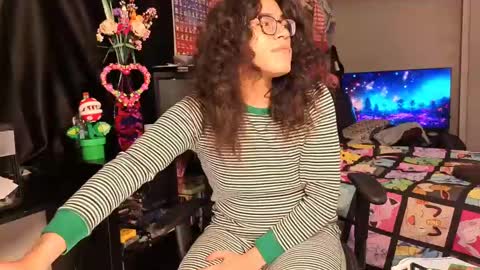 glaceon9 online show from 02/27/25, 07:58