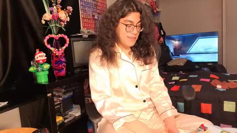 glaceon9 online show from 03/02/25, 07:10