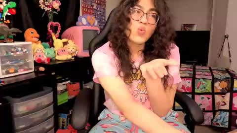 glaceon9 online show from 09/29/25, 02:11