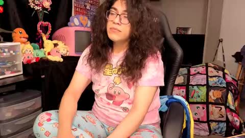 glaceon9 online show from 10/08/25, 10:02