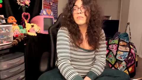 glaceon9 online show from 10/09/25, 12:08