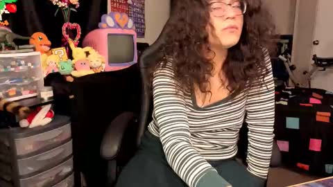 glaceon9 online show from 10/20/25, 10:38