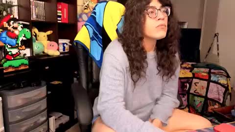 glaceon9 online show from 11/10/25, 01:59