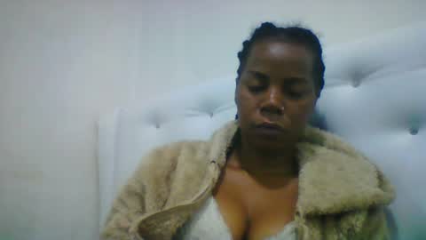Snapshot of gladie46 chatting on 07/21/26, 03:53 gladie46 online show from 07/21/26, 03:53