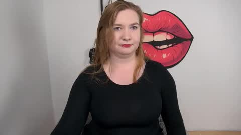 Nikki online show from 11/10/25, 02:27