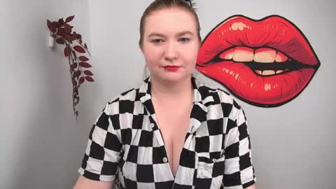 Nikki online show from 04/23/26, 12:15