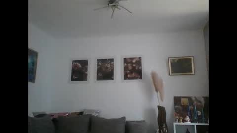 glanzer88999 online show from 12/08/24, 09:02