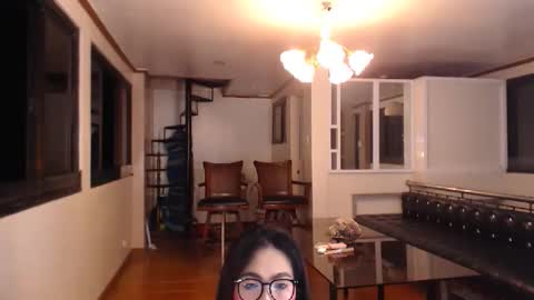 gleiahong online show from 10/19/25, 04:51