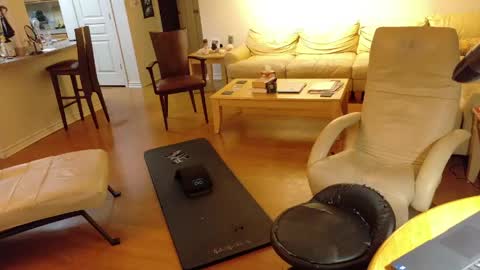 glennbitch online show from 04/12/26, 02:16