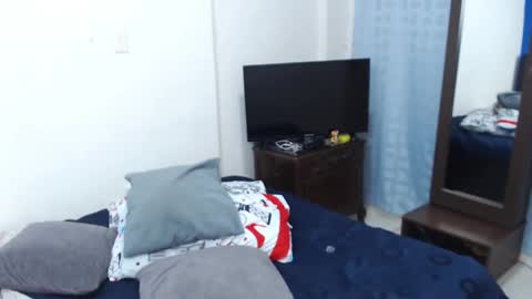 GlennddaStar online show from 11/28/25, 10:34